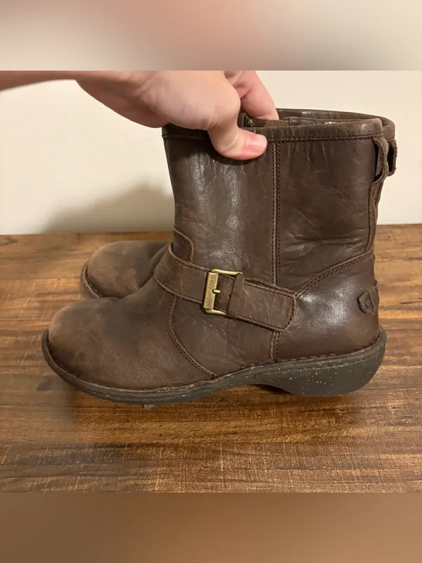 Ugg Bryce Brown Leather Moto Boot size 8 - Image 5