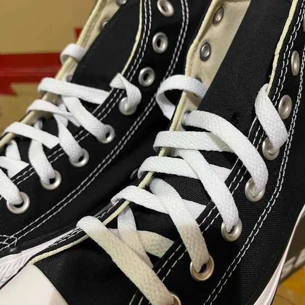 Converse Women's Black Trainers - Image 2