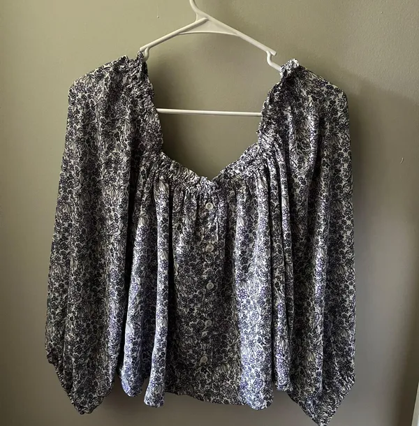 Outfitters Floral Blouse - Image 3