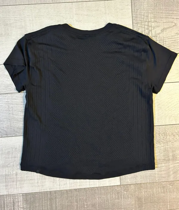 Lululemon Shirt - Image 2