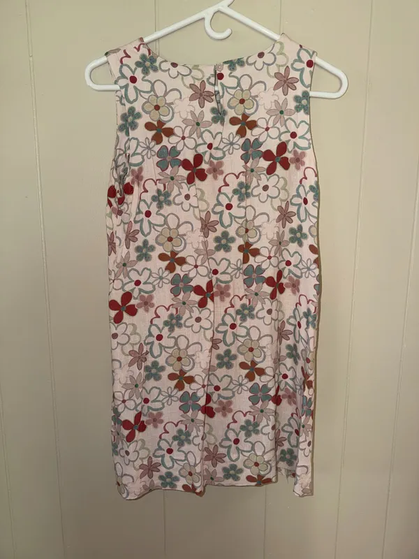 Petal and pup dress - Image 3
