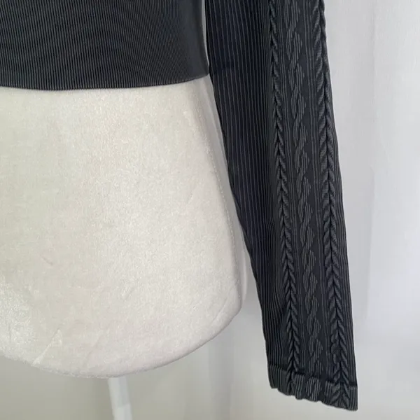 Aerie New Offline Seamless Square Neck Cable Long Sleeve Crop Top Size Large - Image 10