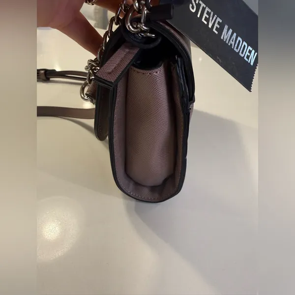 Steve Madden Mauve‎ Taupe Crossbody Bag with Adjustable Strap - Image 6