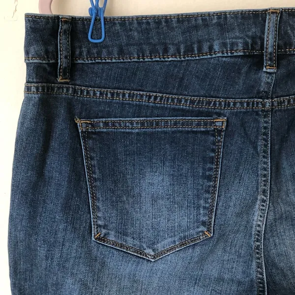 NWT Apt. 9 Women’s Boyfriend Jeans Modern Blue Denim Pants Straight Leg Size 14 - Image 6