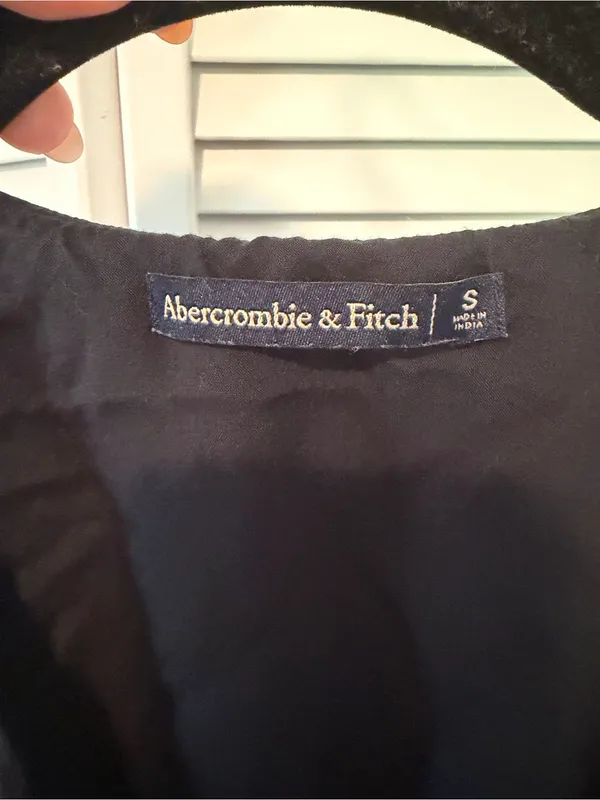 Abercrombie & Fitch Navy Twist-Knot Crop Top - Image 3