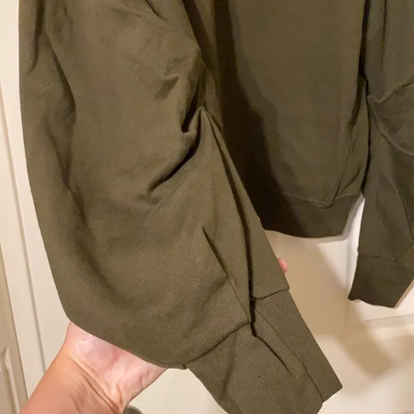 NWOT Express pull-over ruched long sleeve sweatshirt - Image 3