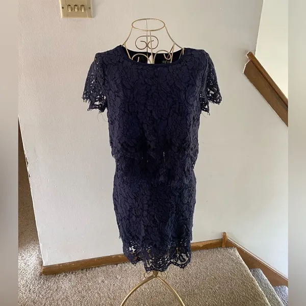 Lulus Turn Back Time Lace Two-Piece Crop Top Mini Skirt Set Small Navy - Image 3