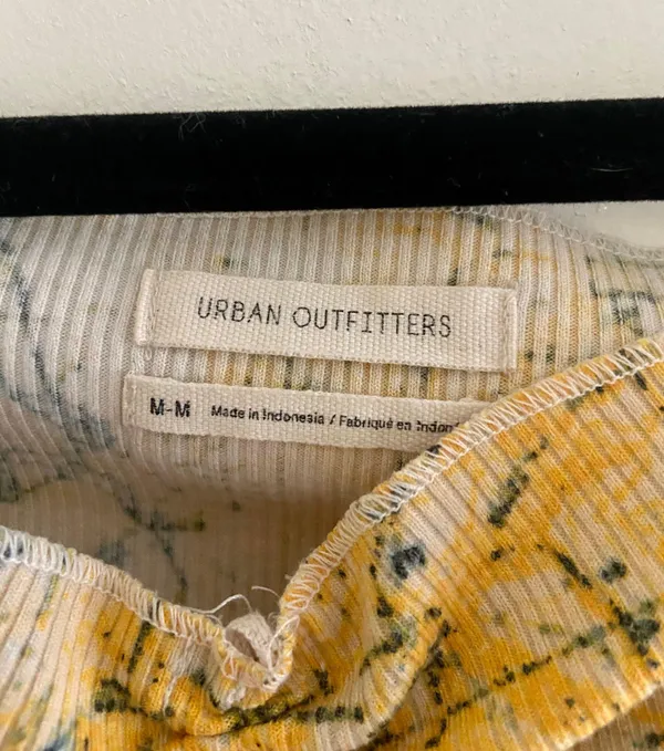 Urban Outfitters Croptop - Image 3