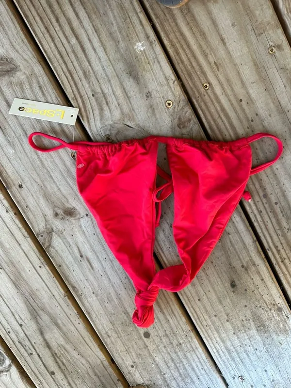 NWT L*Space halter bikini top lipstick red - Image 2