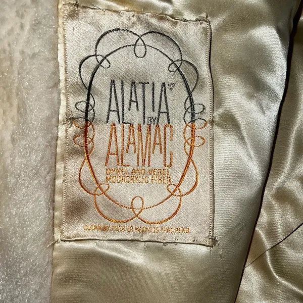 Funky Vintage 1960s/70s Alatia Almanac Faux Fur Coat! - Image 6
