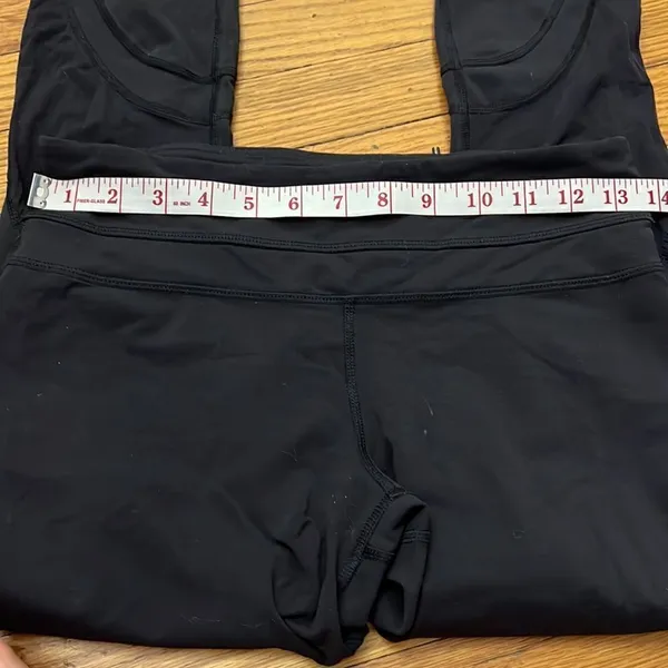 ‎Lululemon carpi leggings size 6 - Image 8