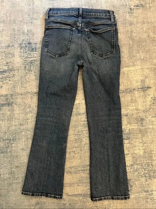 Madewell Distressed Kick Out Crop Jeans Style: NM243 Size 27 - Image 2