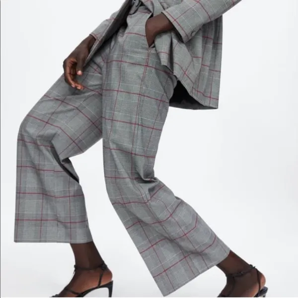 ZARA Grey Plaid wide leg culottes Size XS - Image 12