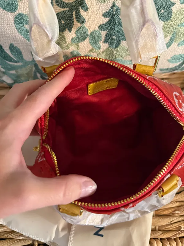 Red handbag - Image 8