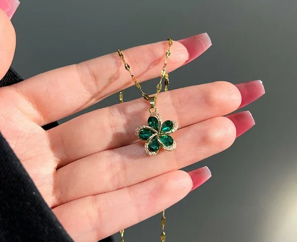 Green Flower Pendant Necklace for Women - Image 2