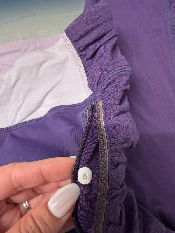 Lululemon Purple Run: In‎ The Sun Crop Ruched Leggings Size 6 - Image 4