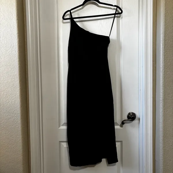 Petal & Pup XIOMAR DRESS - BLACK Size 2 - Image 2