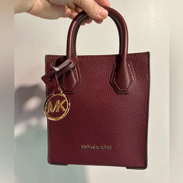 Michael Kors NW(partial)tag Mercer Extra-Small Pebbled Leather Crossbody Bag - Image 4