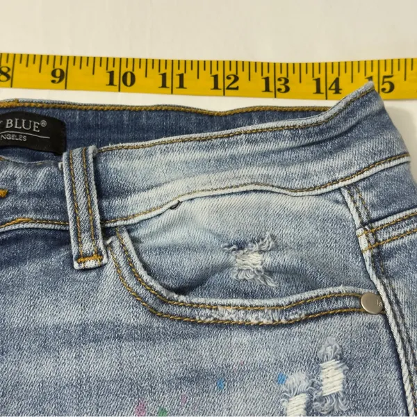 Women’s Judy Blue Denim Frayed Paint Splash Shorts Size L - Image 12