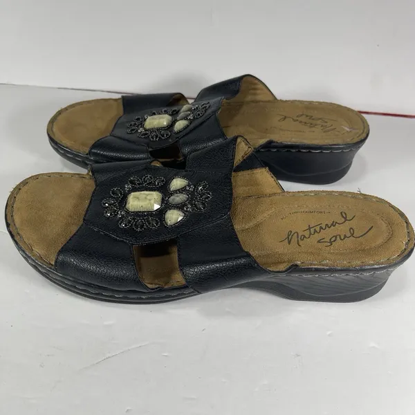 Natural Soul by Naturalizer "Saymore" Beaded Wedge Sandals - Women's Size 10M - Image 3