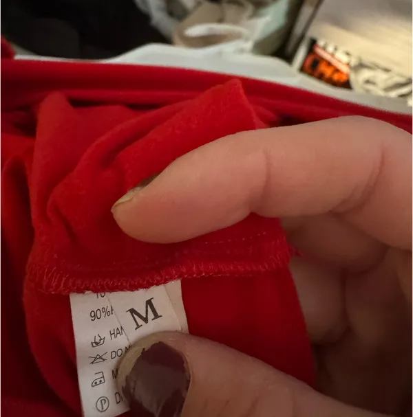 Cropped Red Long Sleeve - Image 3