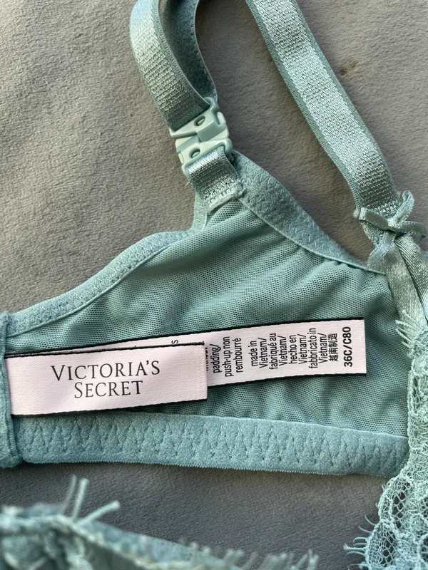 victoria’s secret unlined bra - Image 2