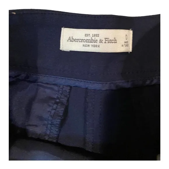 Abercrombie & Fitch‎ Woman’s Navy Side Zip High Waisted Shorts Size 0 Pockets - Image 3