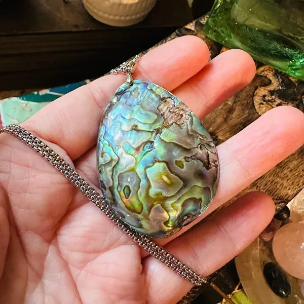 Large Mermaid Abalone Shell Necklace On Stainless Steel 20" Rounded Box Chain - Image 3