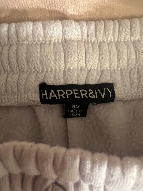Harper and Ivy shorts White Size XS - Image 2