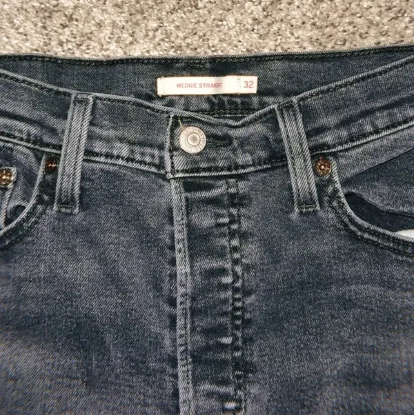 Levi’s Wedgie Straight Women’s Jeans - Image 4