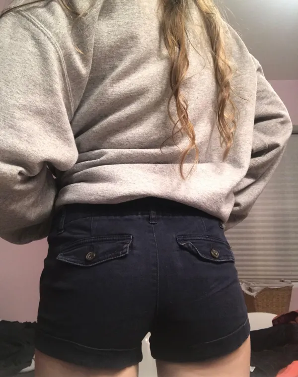 Abercrombie Small Shorts - Image 2