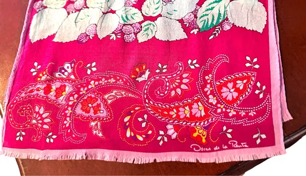 Oscar de la Renta 80’s Silk Raspberry Pink Botanical & Paisley Oblong Scarf - Image 2