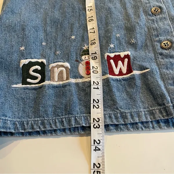 Christopher & Banks Denim Shirt Women’s M Snow Days Snowman Snowflake Embroidery - Image 13