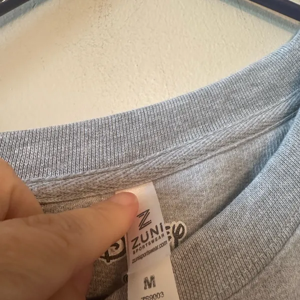 Women’s Disney Stitch crewneck sweater M - Image 2
