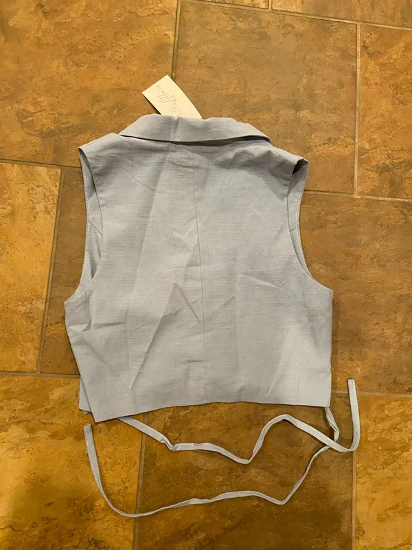 Light Blue Cropped Vest - Image 2