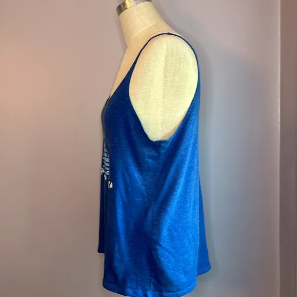 Disney castle Alpha Gamma Delta blue tank top Size Medium - Image 3