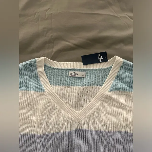 Hollister Striped V Neck Sweater - Image 7