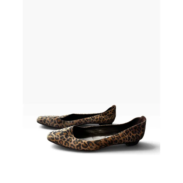 Manolo Blahnik Pointed Toe BB Flats 39.5 Brown Leopard Print Suede Luxury Y2K - Image 2