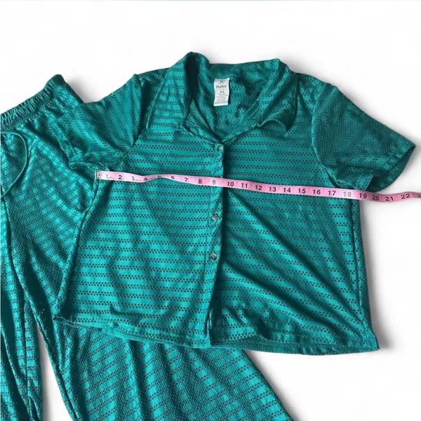 Hurley Lightweight Crochet 2-Piece Swim Cover-Up Set. - Image 4