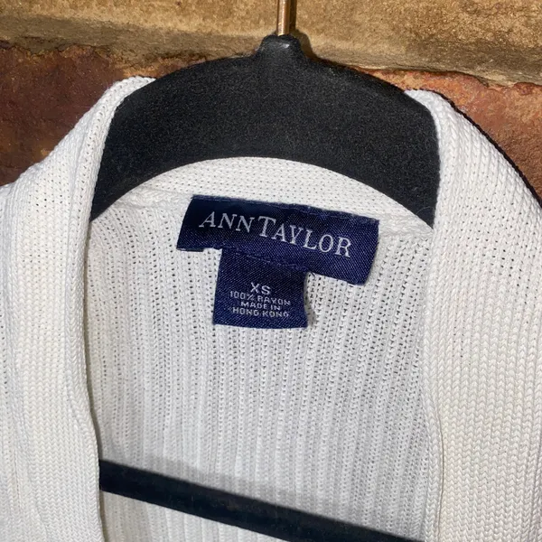 Ann Taylor Vintage Thick Heavyweight Knit Cardigan Sweater Women's Size XS - Image 4