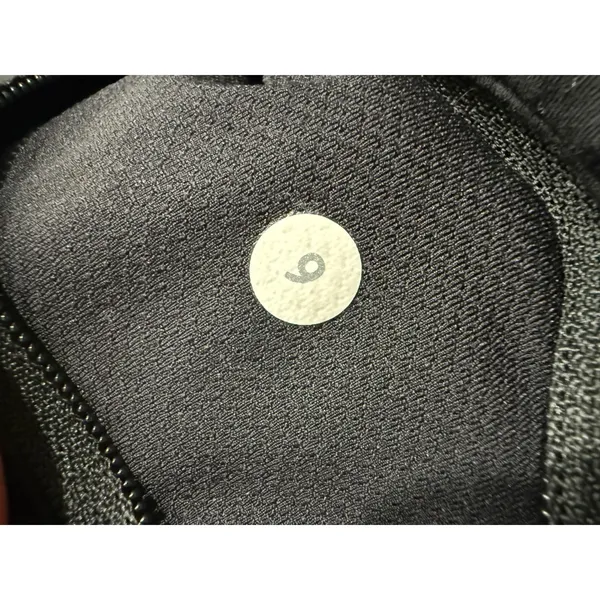 Lululemon‎ Run Inspire Crop II Black Leggings Ruched Pockets Size 6 W5638S - Image 4