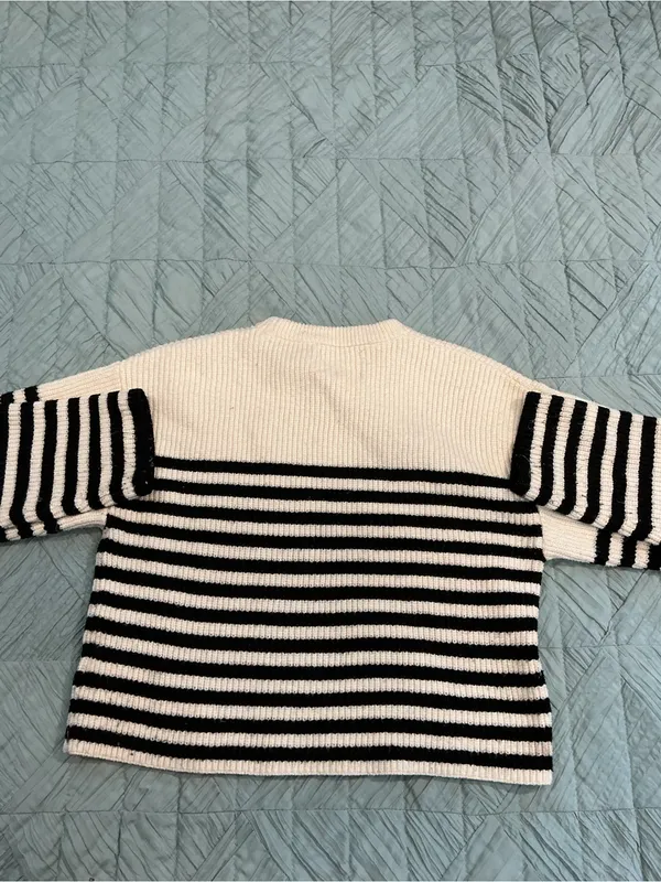Zara Cream and Black Striped Crewneck Sweater - Image 6