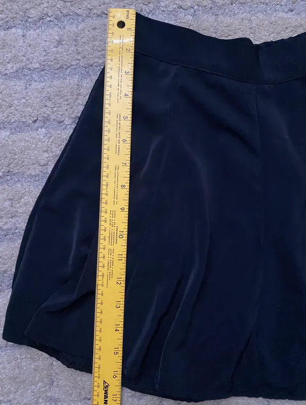 Brandy Melville Black Skirt - Image 5