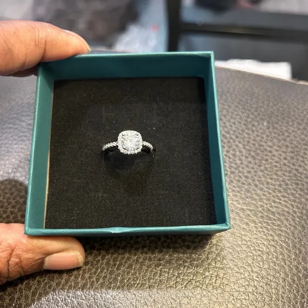 Elegant Silver 925 Ring with Clear Gemstone box for display only - Image 5