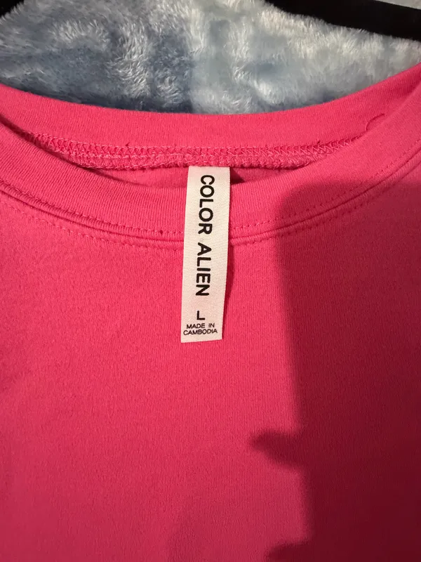 Color Alien Women's Pink Crewneck Sweatshirt and Jogger Lounge Set - Image 6