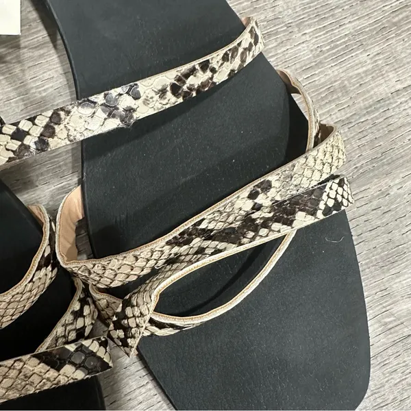 A New Day Snakeskin and Black Sandals size 11 - Image 3