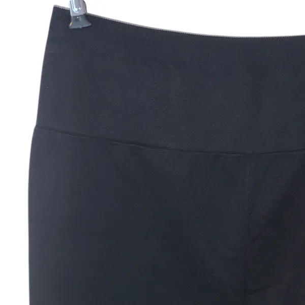 Fabletics Black Ultra Lift Body Scult Leggings Capri - Image 4