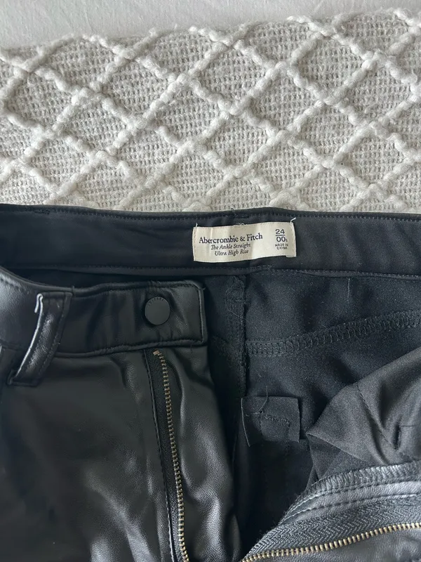 Abercrombie & Fitch Ankle Straigh Ultra High Rise Leather Pant - Image 2