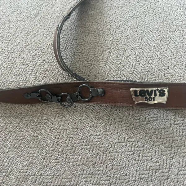 Vintage 501 Levi's Brown Leather Belt with metal Accents - Image 10
