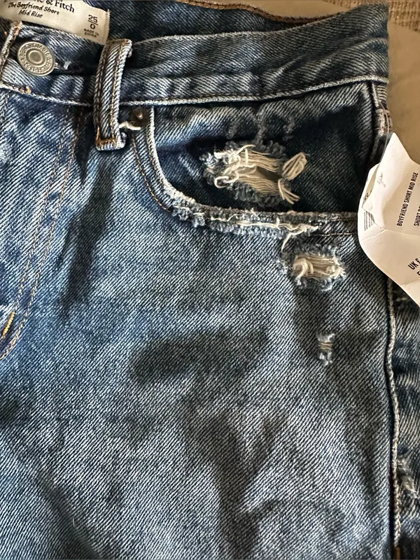 Abercrombie & Fitch The Boyfriend Short - Mid Rise NWT - Image 4